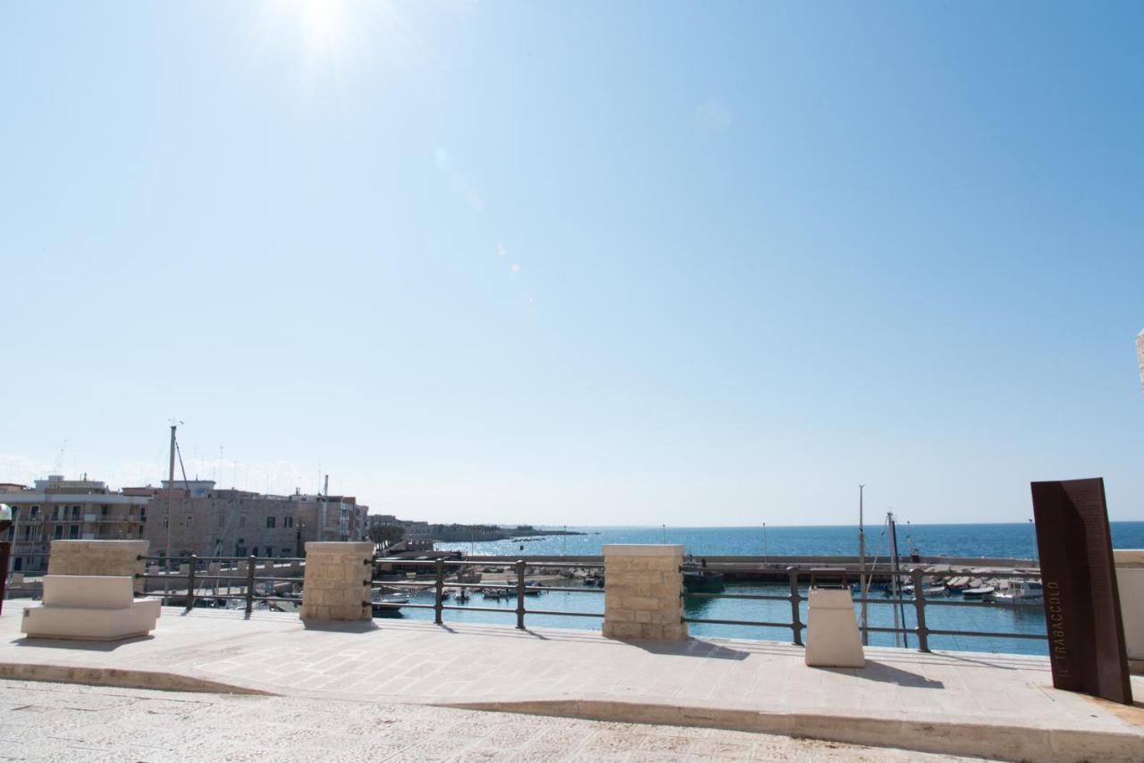 Piazza Duomo - Medieval Puglia'S House Giovinazzo Luaran gambar